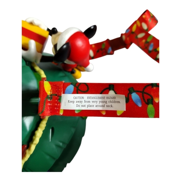 Disney Parks 2019 Holiday Mickey Christmas Tree Light Up Popcorn Bucket - Picture 10 of 11